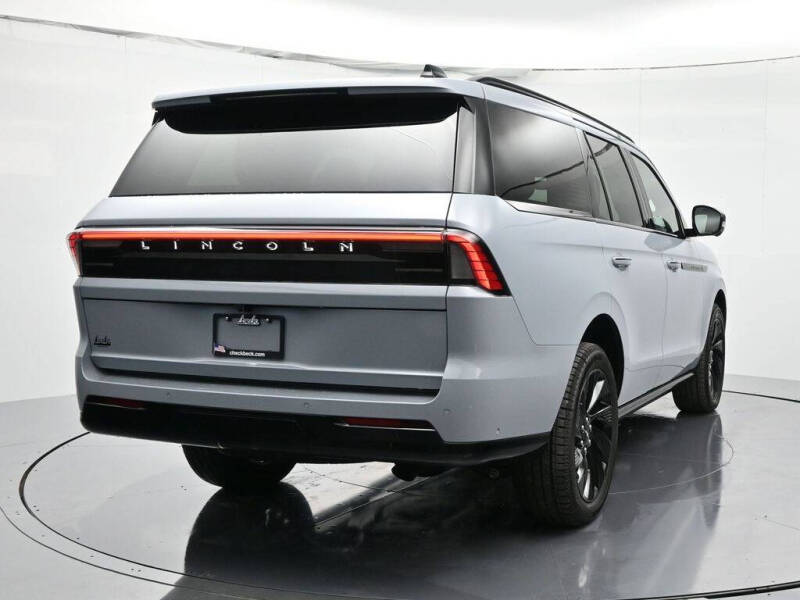 2025 Lincoln Navigator Reserve