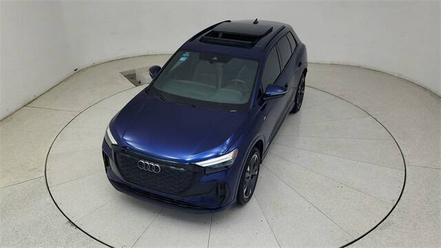 2024 Audi Q4 e-tron quattro Premium Plus 50