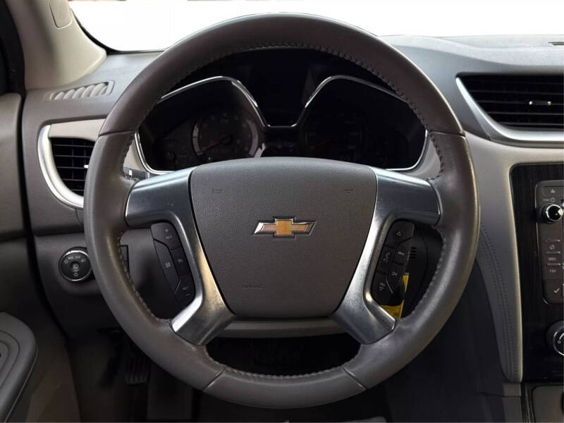 2017 Chevrolet Traverse LT