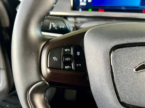 2022 Ford Mustang Mach-E Select