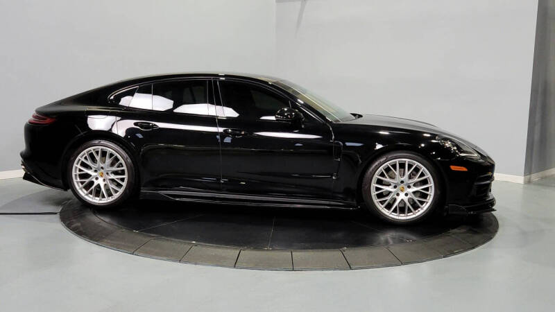 2018 Porsche Panamera 4S