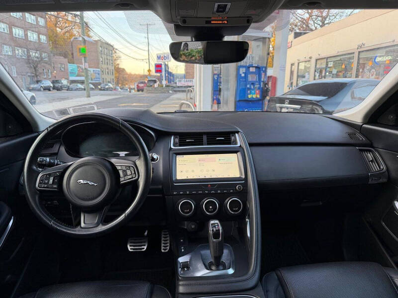 2018 Jaguar E-PACE P250 SE