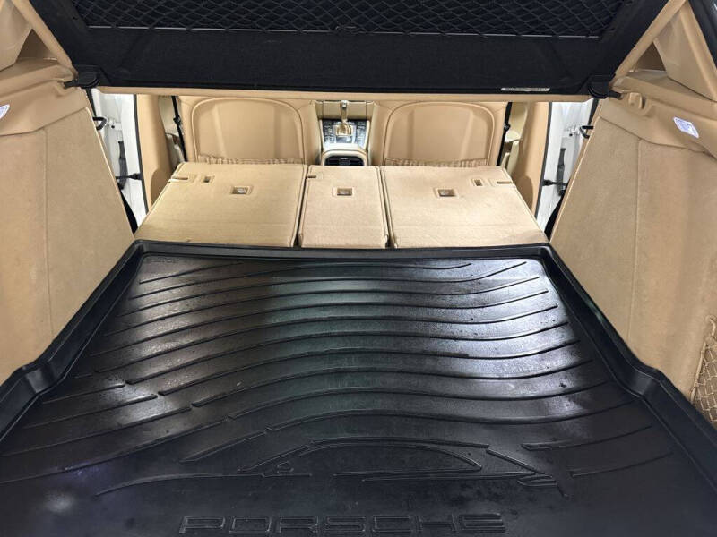 2015 Porsche Macan S