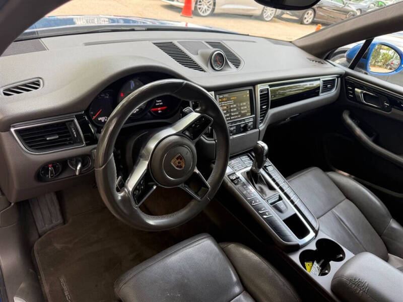 2016 Porsche Macan S