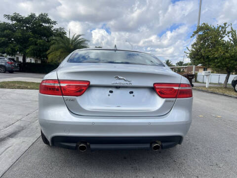 2019 Jaguar XE 25t Premium