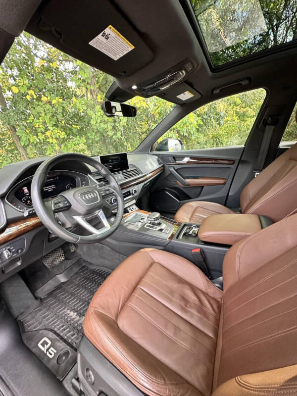 2020 Audi Q5 quattro Premium Plus 45 TFSI