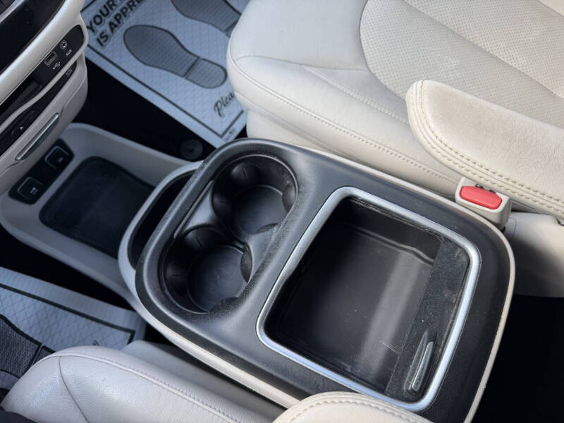 2018 Chrysler Pacifica Touring L Plus