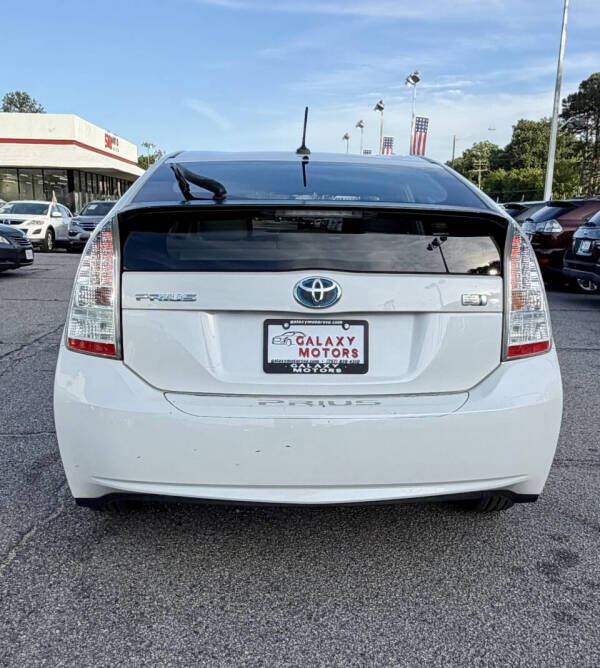 2010 Toyota Prius III