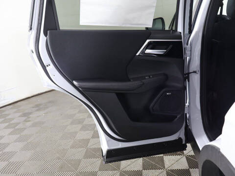 2026 Mitsubishi Outlander ES