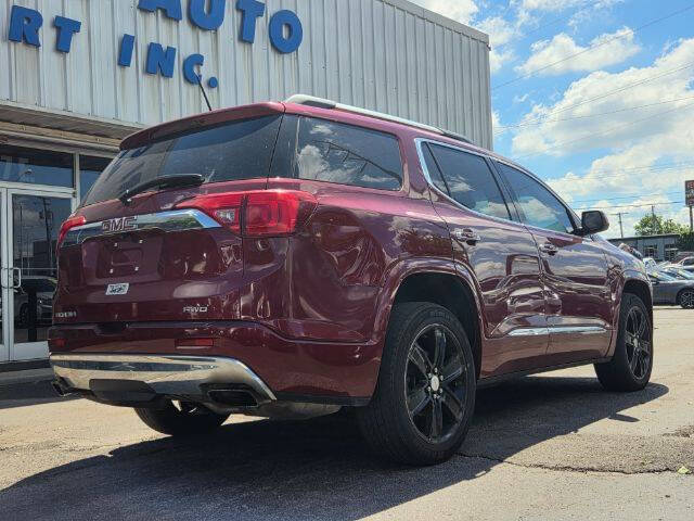2017 GMC Acadia Denali