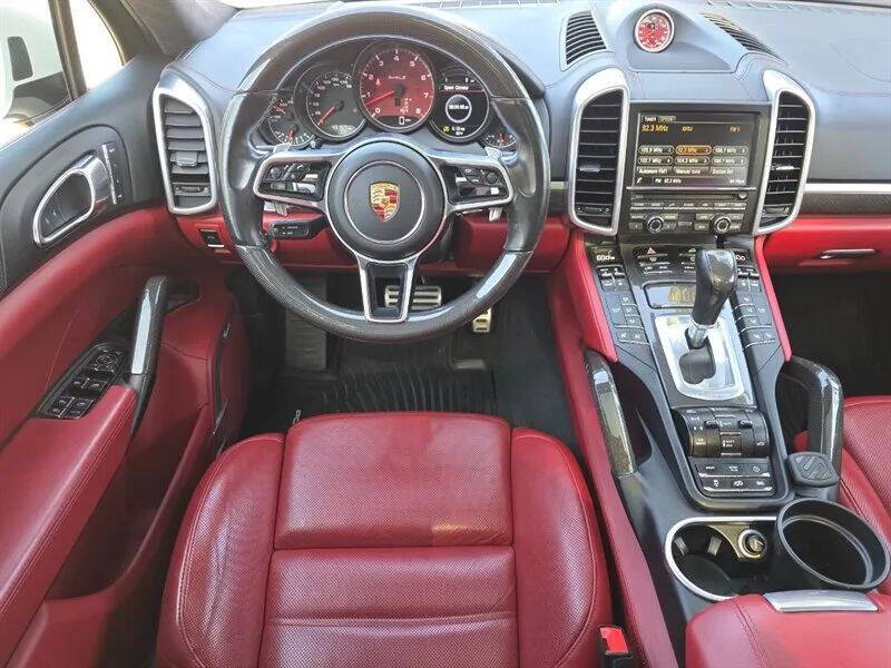 2016 Porsche Cayenne