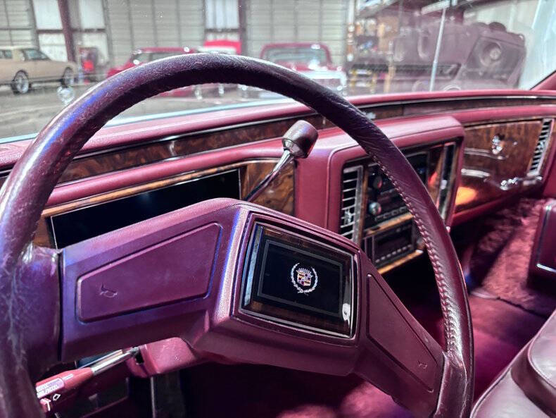 1990 Cadillac Brougham