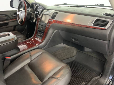 2013 Cadillac Escalade Premium