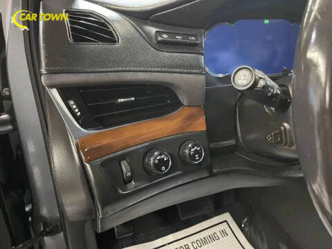 2018 Cadillac Escalade ESV Luxury