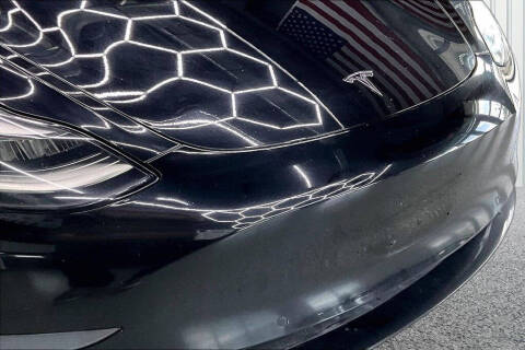 2019 Tesla Model 3 Standard Range Plus