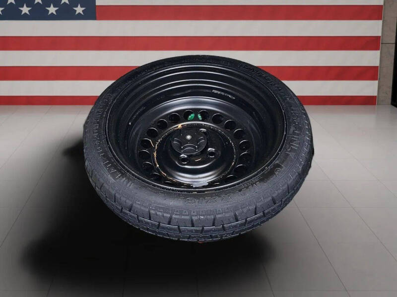 2020 Nissan Versa SR