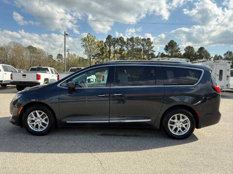 2020 Chrysler Pacifica Touring L