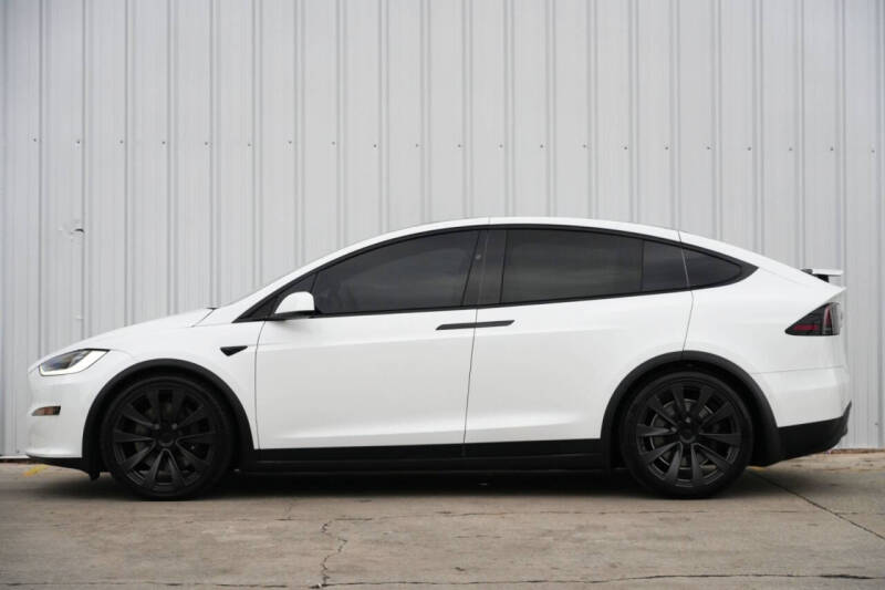 2023 Tesla Model X Standard Range