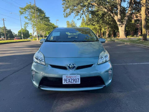 2014 Toyota Prius Two