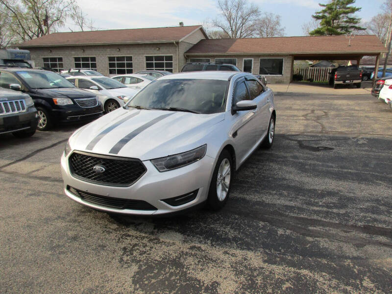 Used 2018 Ford Taurus SEL with VIN 1FAHP2H81JG129576 for sale in Urbana, IL