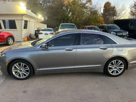 2016 Lincoln MKZ for sale at UNITED MOTORS in Mckinney TX