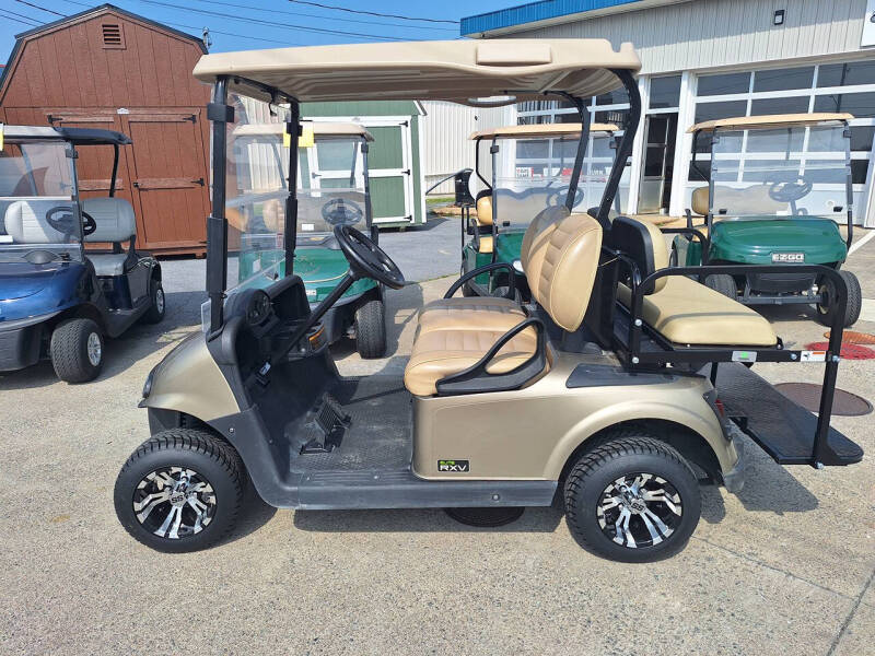 2019 E-Z-GO RXV ELiTE