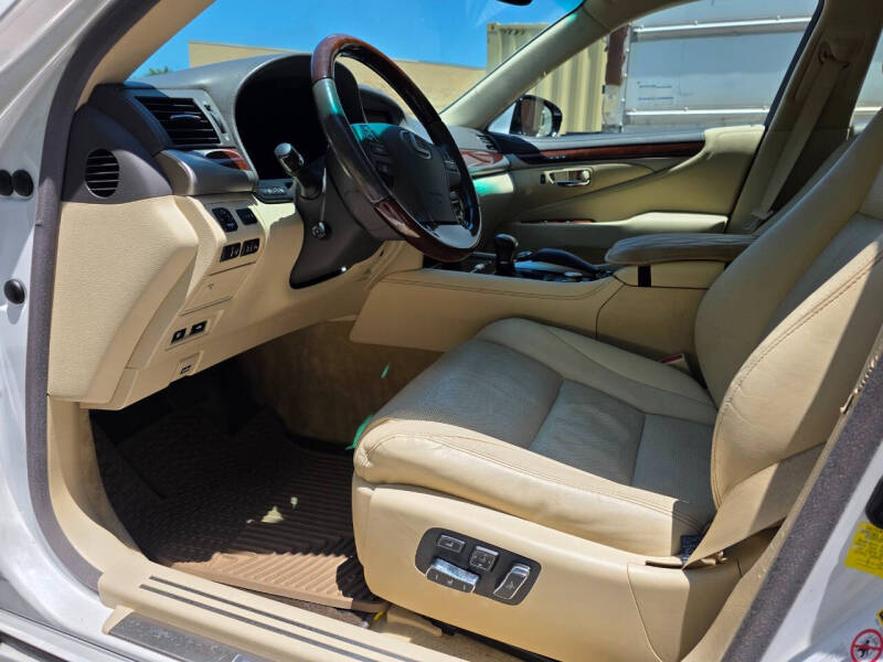 2014 Lexus LS 460