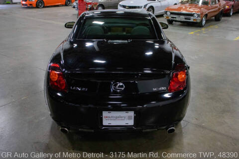 2004 Lexus SC 430