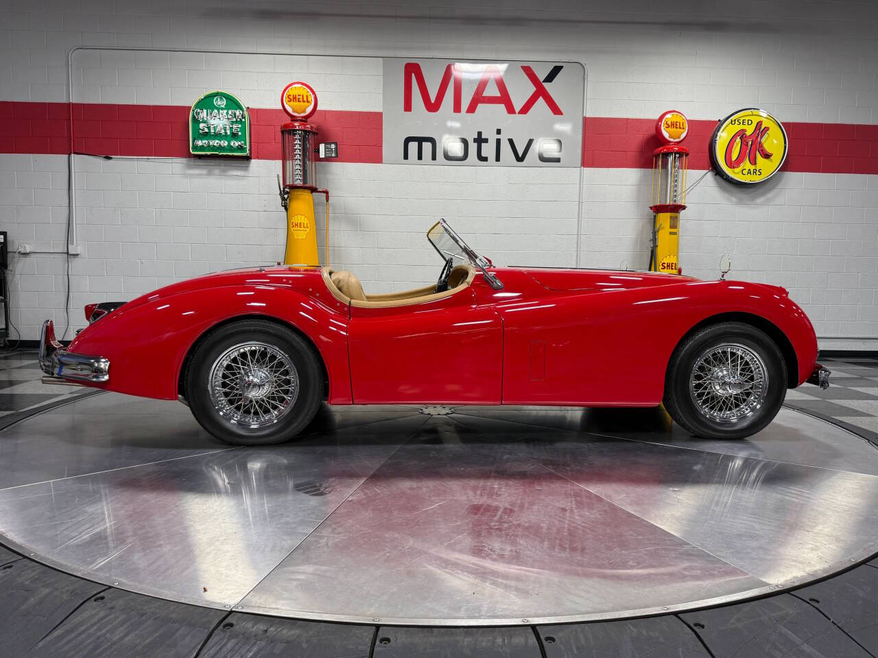 1956 Jaguar XK 140 Roadster 15