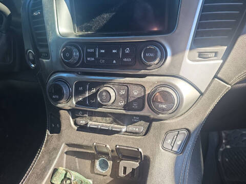 2017 Chevrolet Suburban LT