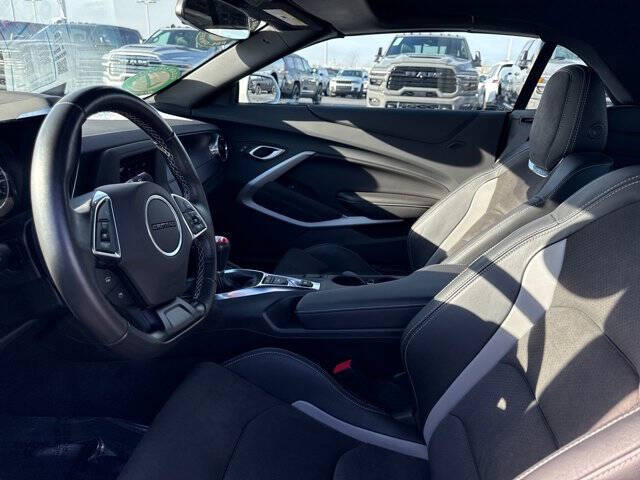 2022 Chevrolet Camaro LT1