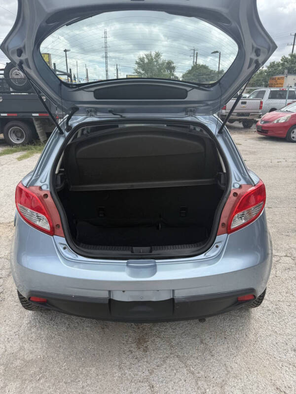 2013 Mazda MAZDA2 Sport