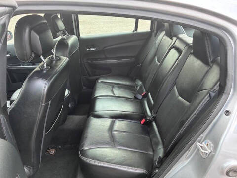 2013 Chrysler 200 Limited