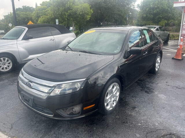 2010 Ford Fusion  - $4,988