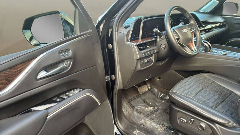 2022 Cadillac Escalade Sport Platinum