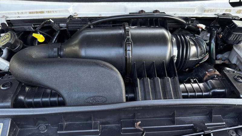 2008 Ford E-Series E-350 SD XLT