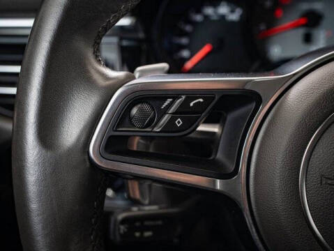 2019 Porsche Macan S