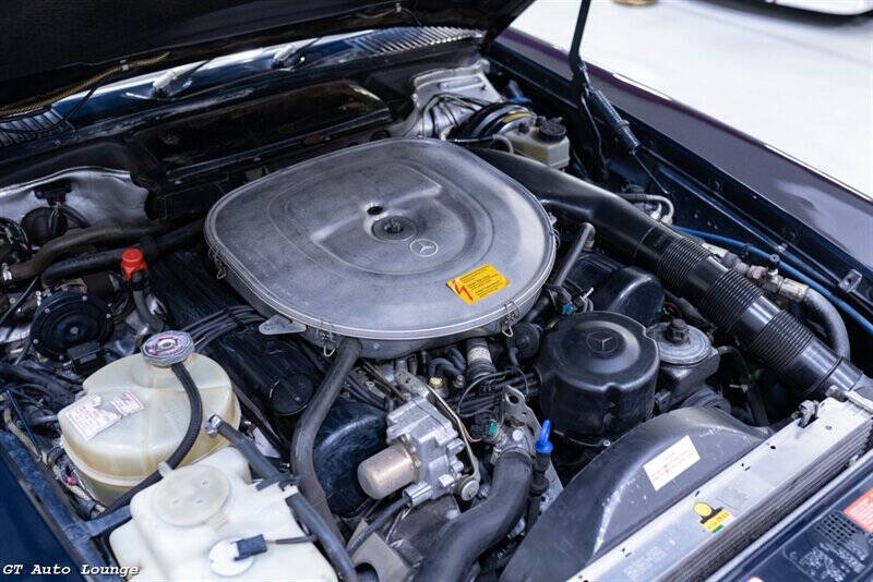 1986 Mercedes-Benz 560-Class 72