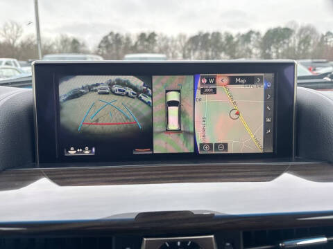 2021 Lexus LX 570 Three-Row