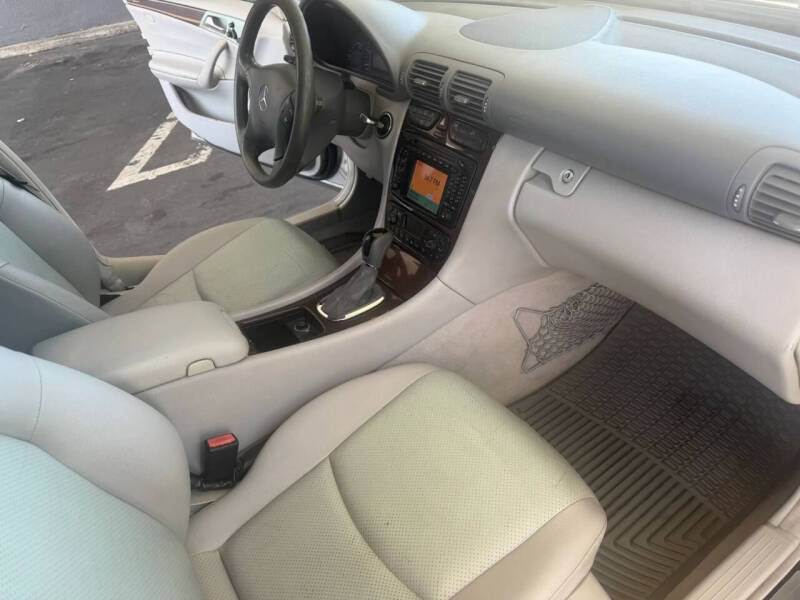 2004 Mercedes-Benz C-Class C 320