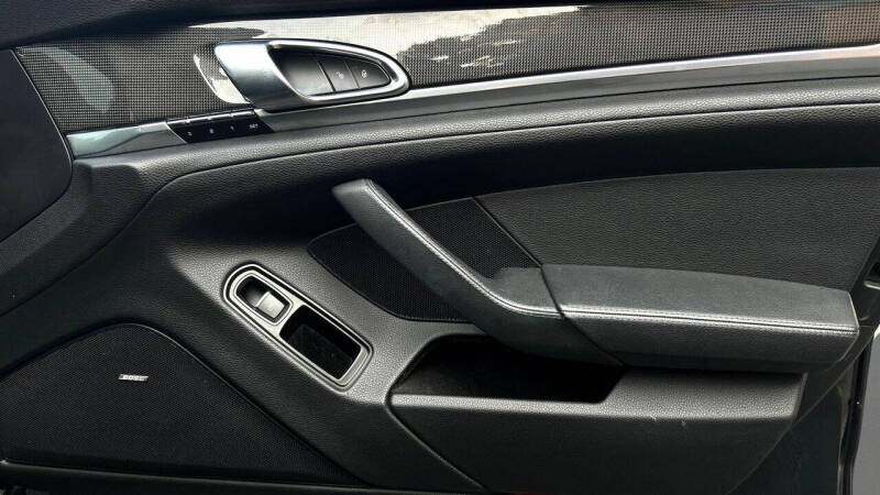 2015 Porsche Panamera 4S