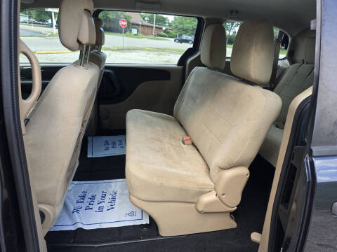 2014 Dodge Grand Caravan American Value Package