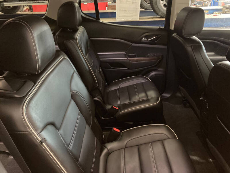 2020 GMC Acadia Denali