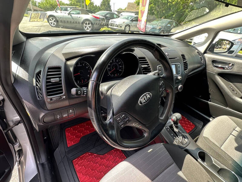 2016 Kia Forte5 EX