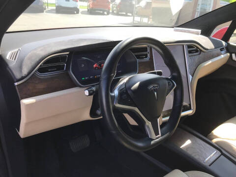 2016 Tesla Model X 90D