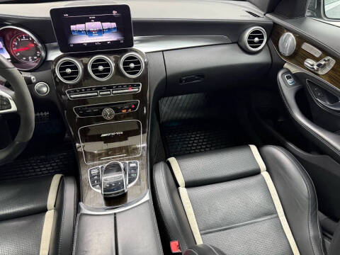 2017 Mercedes-Benz C-Class AMG C 63 S