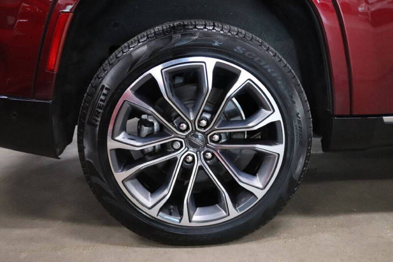 2023 Jeep Grand Wagoneer Series III