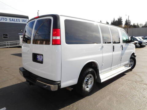 2017 Chevrolet Express LT 3500