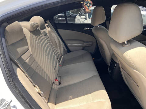 2012 Dodge Charger SE