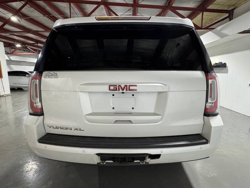2018 GMC Yukon XL SLT